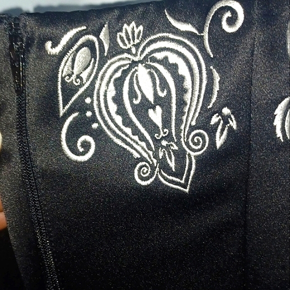 WHBM Black Corset Blouse - Picture 5 of 6